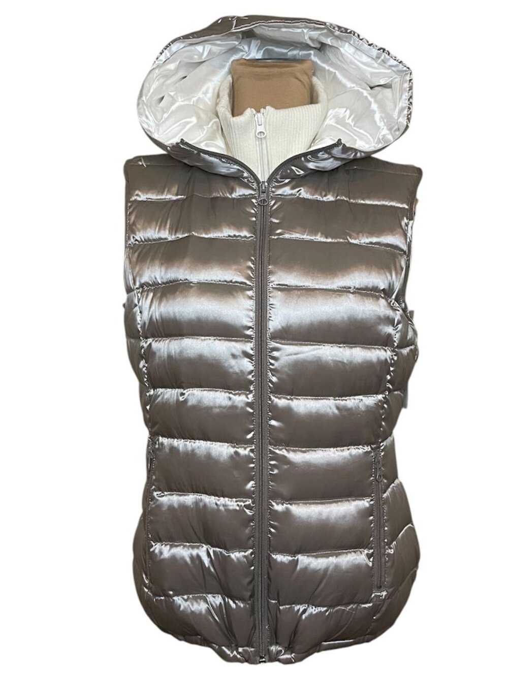 Bernardo Metallic Hooded Puffer Vest Goose Down in Champagne Silver Sz M NWT